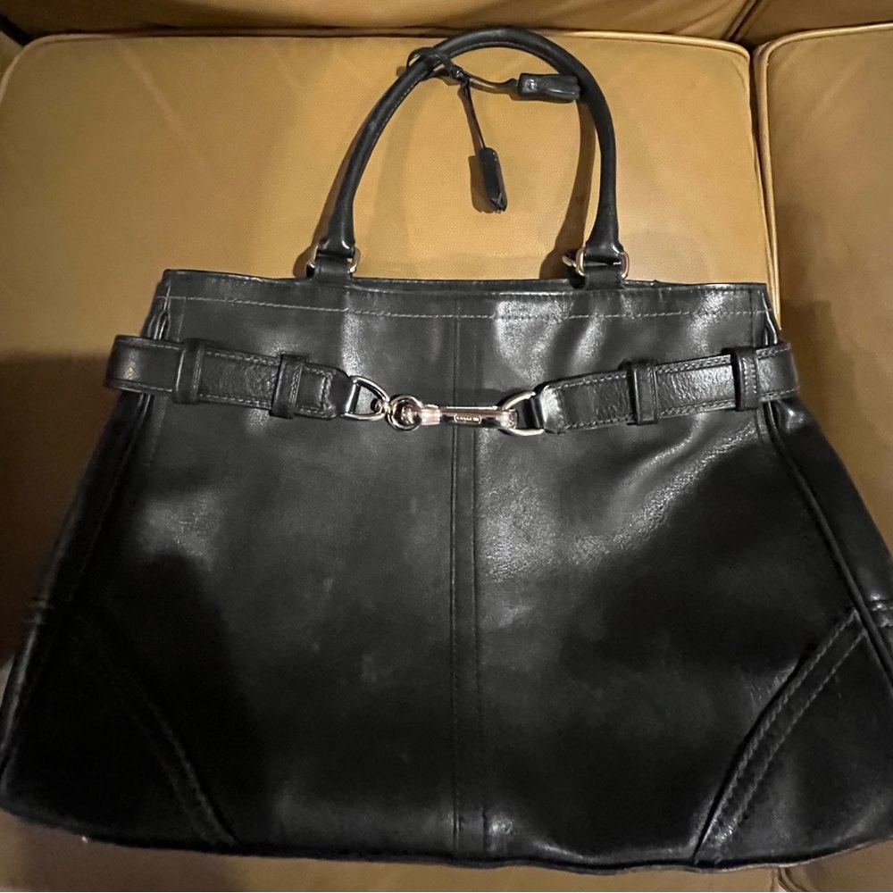 Vintage Coach Hampton Black Leather tote bag with Silver Accents shoulder purse.